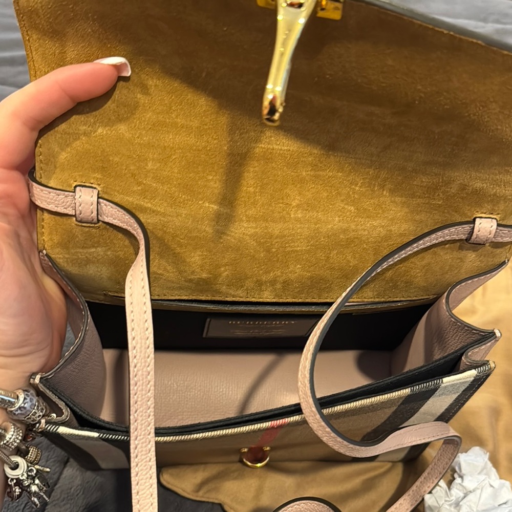 Burberry Derby Calfskin House Check Macken Crossbody Bag Pale Orchid *BRAND NEW* - Picture 8 of 9